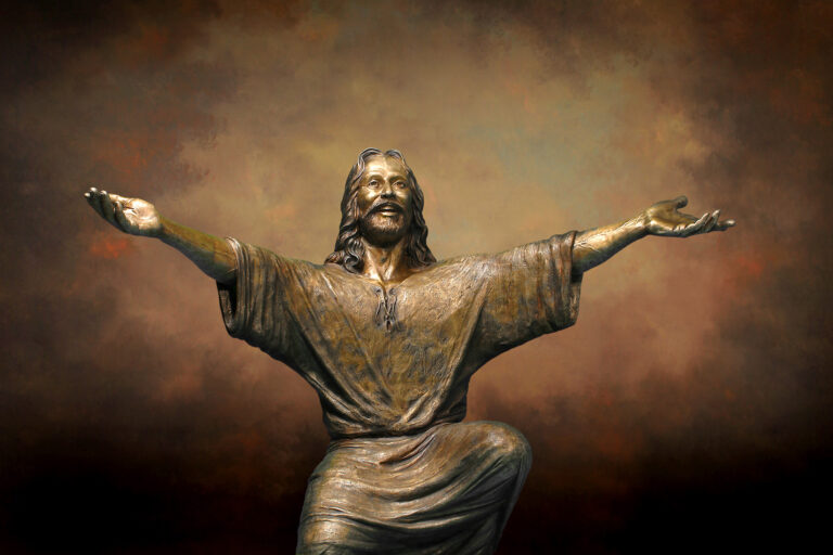 bronze statue of jesus christ, sculpture welcoming christ, life-size statue of christ, tom white monumental bronze sculptor