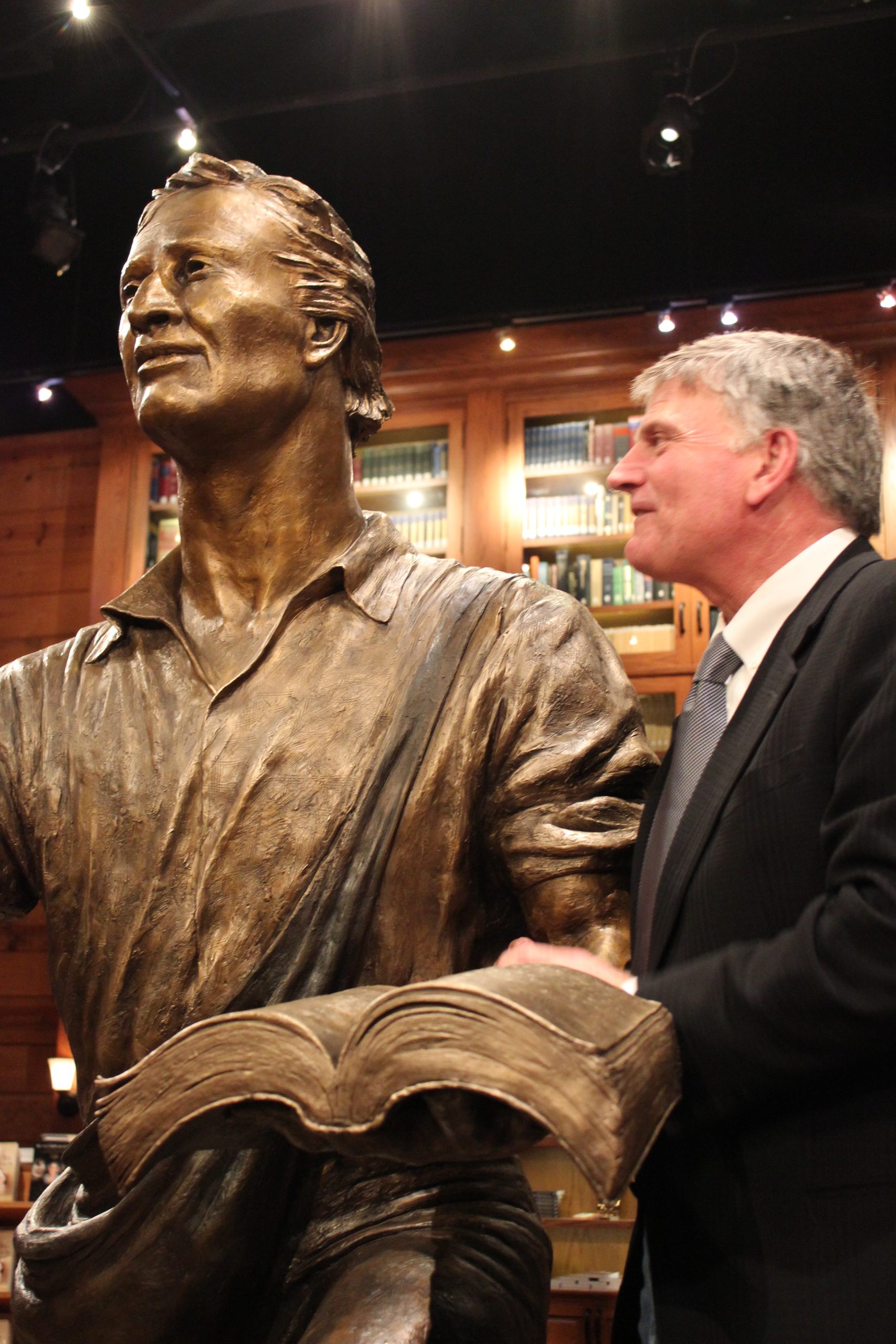 Tom White, Monumental Bronze Sculptor | Sower Statue Billy Graham Library